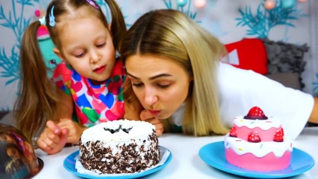 СКВИШИ против Настоящей Еды Челлендж Squishi Vs Real Food Challenge