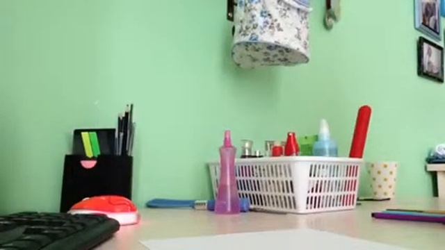 Рисуем плакат! смотреть онлайн