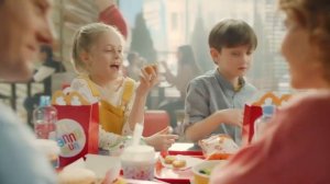 Реклама Хэппи Мил за 179 рублей в McDonalds