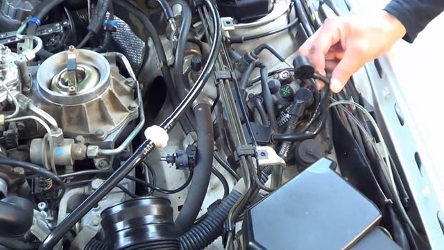Mercedes Crankshaft Position Sensor (CPS) DIY Change on R129, W124, W140, W201 смотреть онлайн