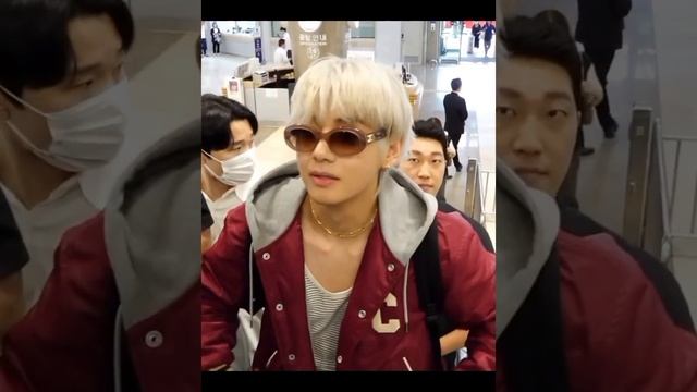 ?Taehyung?Тэхён улетел на съёмки в Японию ✈️✈️✈️15. 09.23.безопасного полета и мягкой посадки ??#bt смотреть онлайн