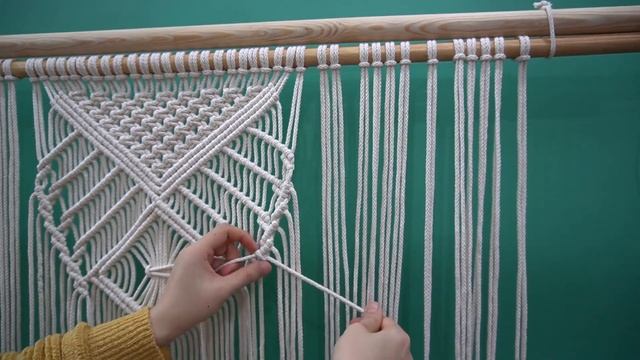DIY Boho Macrame Wall Hanging Tutorial / So Easy even you are beginners / step by step смотреть онлайн