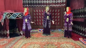 Туркменская песня «Яз гуллер»