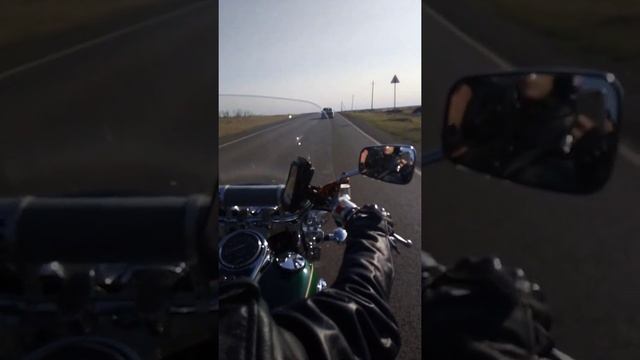 Покатушки на Kawasaki Vulcan 1500 Nomad смотреть онлайн
