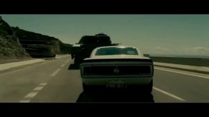 ФОРСАЖ 6   ДОМИНИК СПАСАЕТ ЛЕТИ  В ПРЫЖКЕ