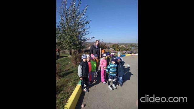 Поздравление работников МБДОУ№ 50 х.Киреевка "Радуга" смотреть онлайн