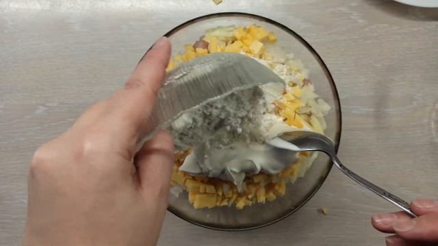 Домашние рубленые куриные котлеты с сыром. Сочные, вкусные, быстро готовятся. смотреть онлайн