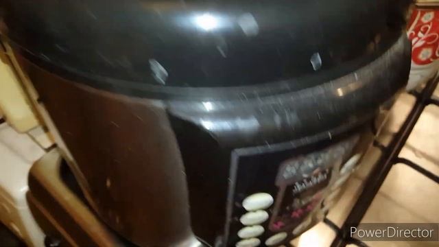 Индейка с помидорами под сыром в мультиварке. 04.10.2022г. смотреть онлайн