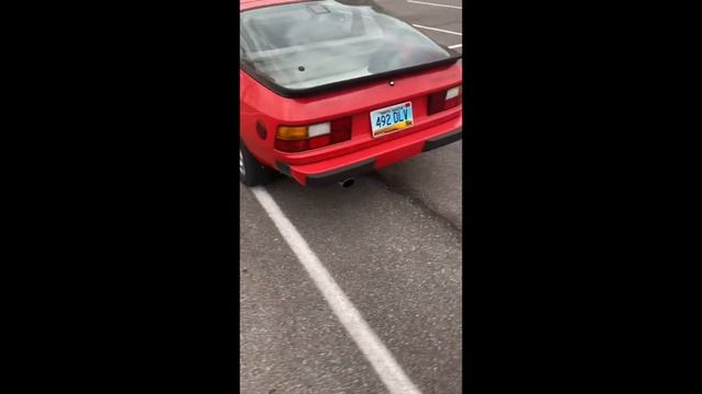 PCARMARKET Auction: 1988 PORSCHE 924 S 5-SPEED смотреть онлайн