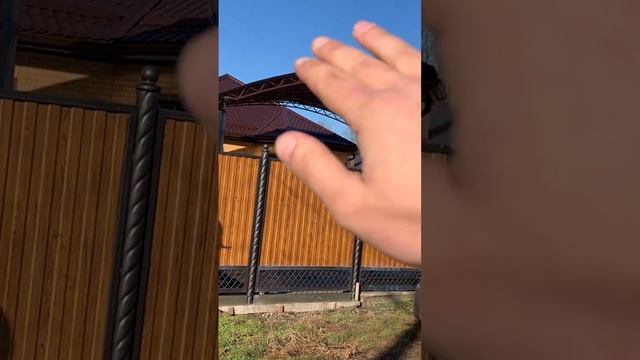 Поставили навес из поликарбоната #навес#поликарбонат#сварка#фермы#монтаж#краснодар#своимируками