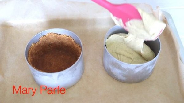 БЕНТО ЧИЗКЕЙК ФИСТАШКОВЫЙ Bento CAKE