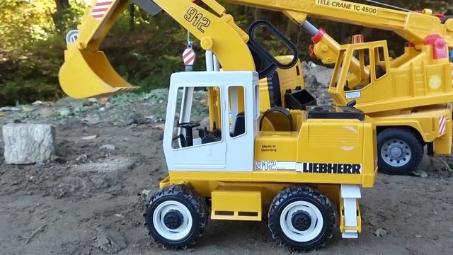 Toys Review And Learning Name And Sounds Construction Vehicles