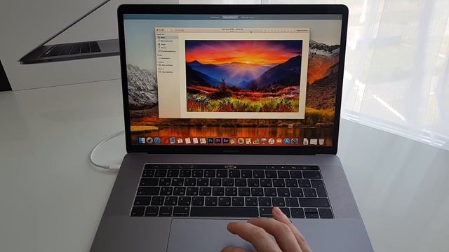 Новый MacBook Pro 15" 2018 | Обзор | Сравнение Premiere и FinalCut смотреть онлайн