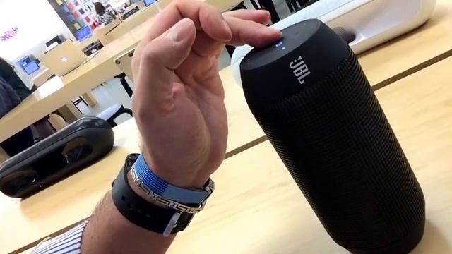 Jbl pulse la figata di Diffusore Bluetooth con animazione a Led смотреть онлайн