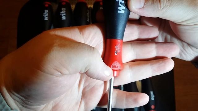 Набор отвёрток WIHA (Made in Germany) из магазина Касторама смотреть онлайн