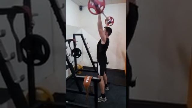 Армейский жим,разминка смотреть онлайн