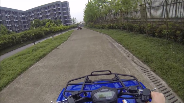 Тест драйв ATV700