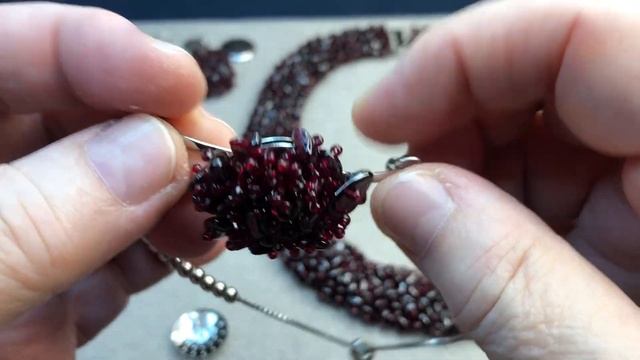 Как сделать БРАСЛЕТ из основы для кольца. Мастер-класс. смотреть онлайн