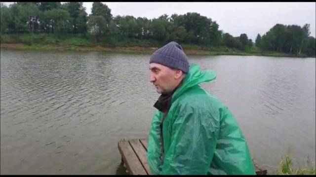 Трофейная рыбалка в непогоду!!!!!!!Клевое место. д. Савельево. смотреть онлайн