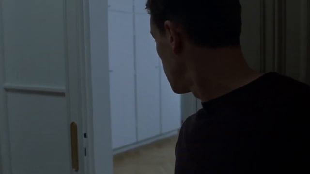 ИСТОРИЯ О ТОМ КАК КАПИТАН АМЕРИКА ВЛЮБИЛСЯ В ПОДРУЖКУ БОНДА | ОБЗОР НА "БЕЗ ОТВЕТА" смотреть онлайн