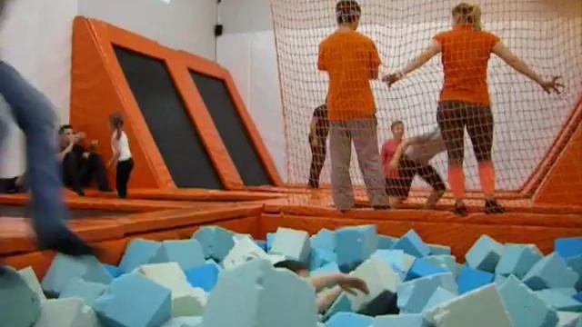 Батутный центр "Батутия", ТОЦ "Славутич", Днепропетровск смотреть онлайн