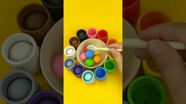 Играем в Цветные деревянные шарики - Colored Wooden Balls смотреть онлайн