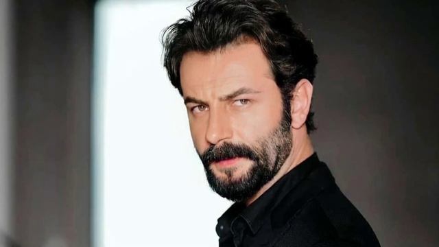 Nazmiye Yılmaz`ın keşfettiği erkek Ünlüler Top 7 смотреть онлайн