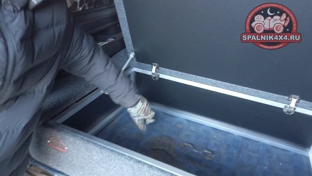 ? Suzuki Escudo - полноценный автомобильный спальник в коротком Эскудике. Spalnik4x4.ru смотреть онлайн