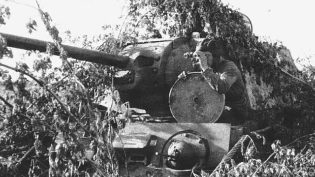 Военное чутье сработало на 100%  Удачная засада советских танкистов в 1944  Как появился взвод Пант