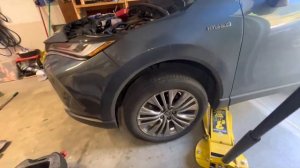 2021 Toyota Venza ENGINE OIL CHANGE