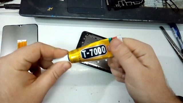 Samsung A12 замена дисплея и стекла камеры. Replacing the display and camera glass. смотреть онлайн