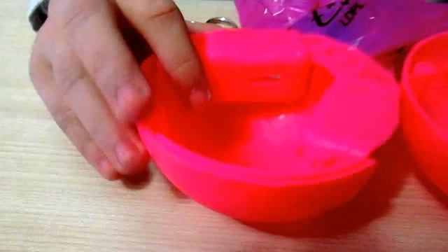 ПОДДЕЛКА КУКЛЫ ЛОЛ - Китайский Шар Сюрприз LOLOLOL I Попалась Редкая Подделка LOL смотреть онлайн