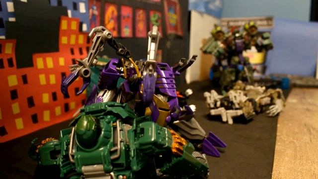 Transformers Age of Extinction : Hound vs Decepticons (Official Stop Motion) смотреть онлайн