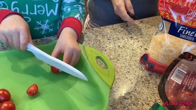 Легкий завтрак для ребёнка. Омлет смотреть онлайн