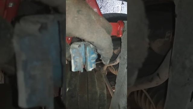 замена втулок стабилизаторов на Chrysler 300м 2.7 литра смотреть онлайн