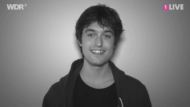 Christopher из AnnenMayKantereit на 1LIVE (русская озвучка)