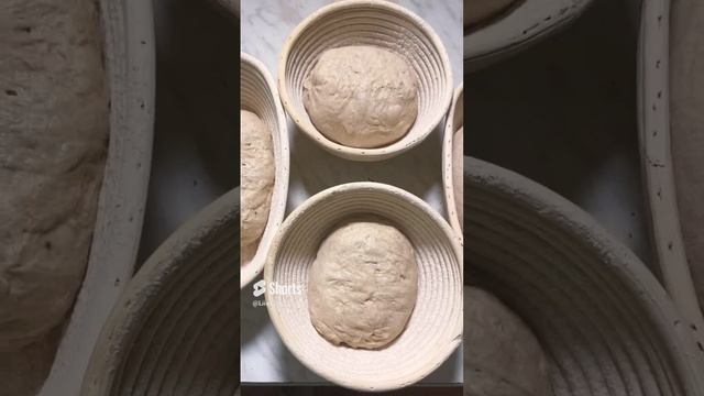 Магия холодной расстойки? #хлебназакваске #закваска #чиабатта #хлеб #пекарьдома #домашнийхлеб