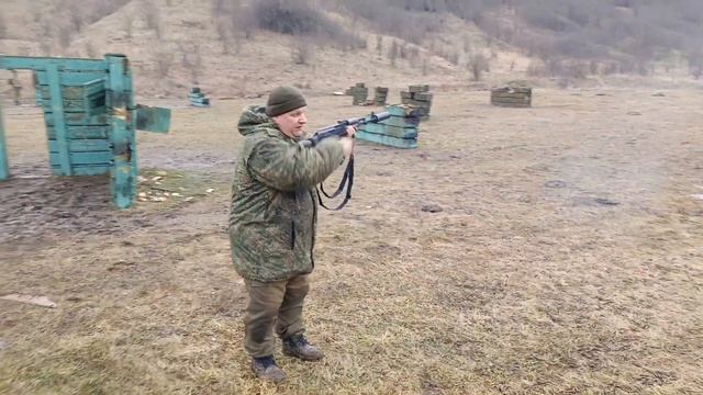 Смена плеча при стрельбе из автомата Калашникова смотреть онлайн
