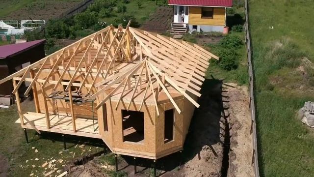 Стропильная система на доме 100м² из СИП панелей смотреть онлайн