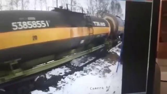 Составителя зацепило воротами. смотреть онлайн