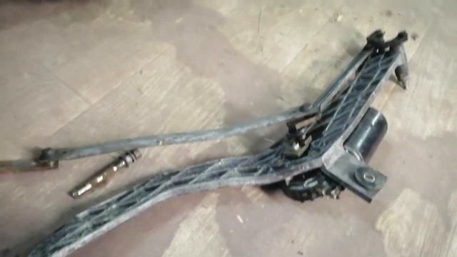 VOLVO 850. Трапеция дворников. Замена. смотреть онлайн