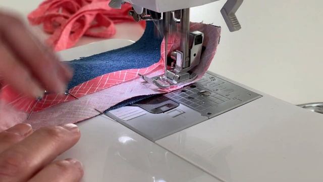 How to Sew Double Fold Bias Tape смотреть онлайн
