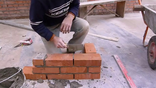 кладка кирпичного угла.ошибки и их решения.. смотреть онлайн