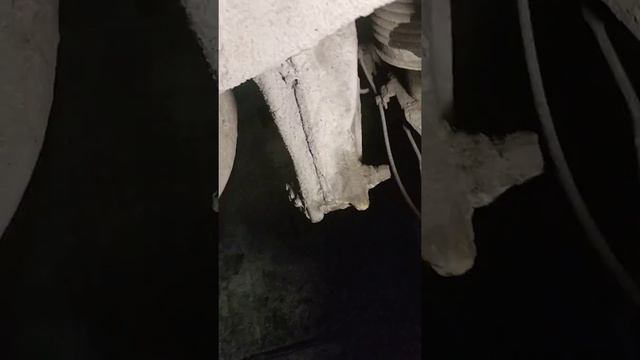 ПРАДО 120. РЕМОНТ ЗАДНЕГО СУППОРТА И ЗАМЕНА САЛЬНИКА ПОЛУОСИ. смотреть онлайн