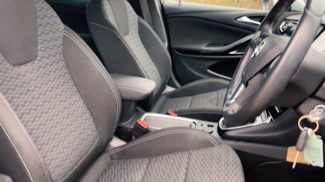 VAUXHALL ASTRA 1.0 SRI ECOFLEX S/S 5d WALKAROUND смотреть онлайн