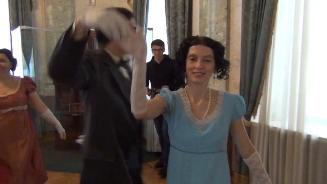 Фигурный вальс. Сретенский бал во дворце Дурасова. балансе.рф смотреть онлайн