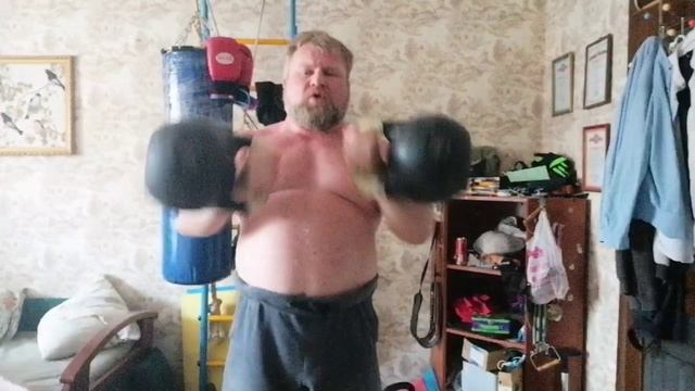 Тяжёлые гири после часовой прогулки смотреть онлайн