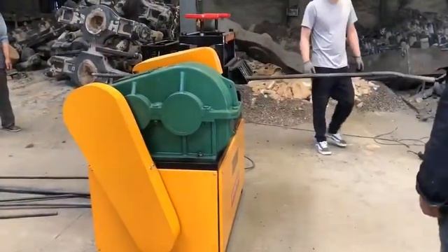 Станок для выпрямления арматуры. 8 отверстий, диаметр арматуры 8-18 млм, электромотор 15 квт. смотреть онлайн