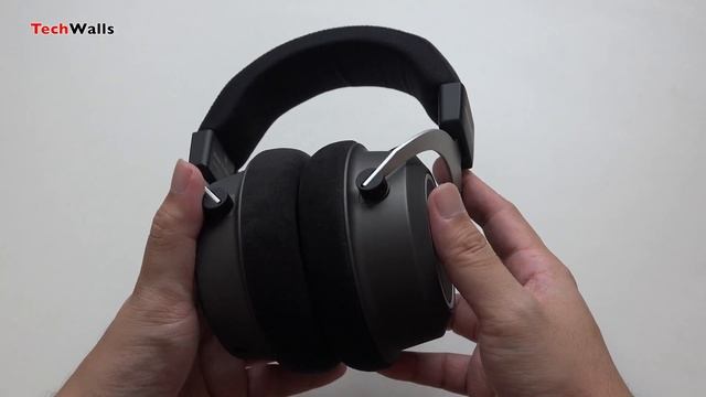 Beyerdynamic Amiron Wireless - High-end Bluetooth Headphones Unboxing