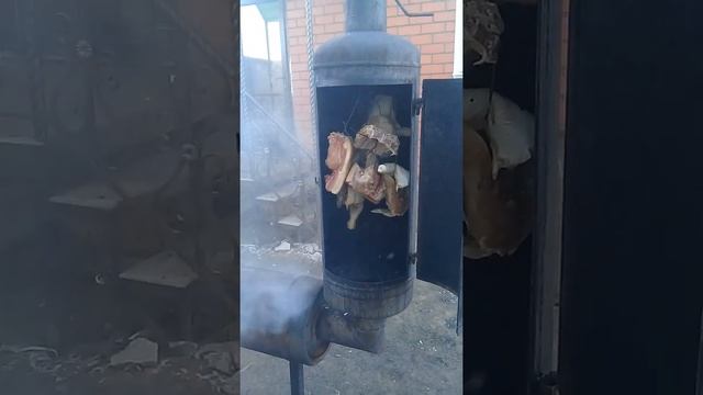 Копчение опилками (Груша,ольха.) смотреть онлайн